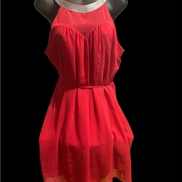 ✨ Pink Halter Mini Dress with Silver Collar Detail ✨ - Picture 1 of 8